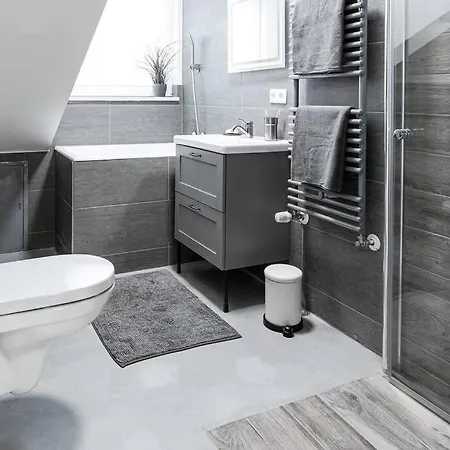 Exklusive Neubau-ferienwohnung Mit Fernsicht * Konstancja